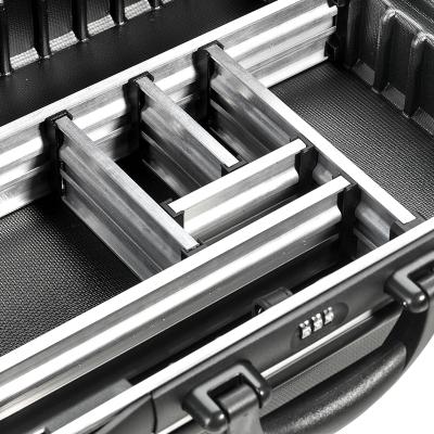 Verktygsväska GO 480x375x200 mm, Volume: 36L Model: 120.04/P (Pockets)